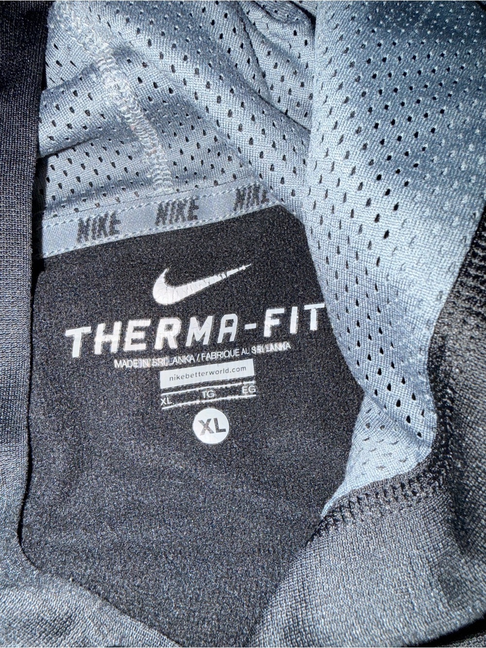Nike Men’s Hoodie - Picture 2 of 2